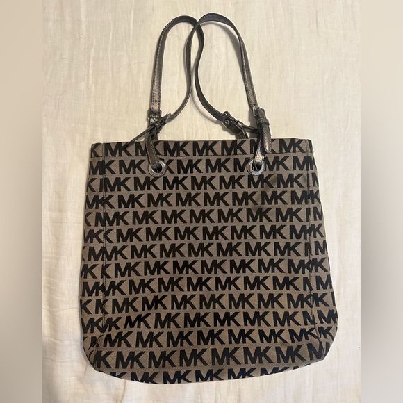 MICHAEL Michael Kors Handbags - Michael Kors tote